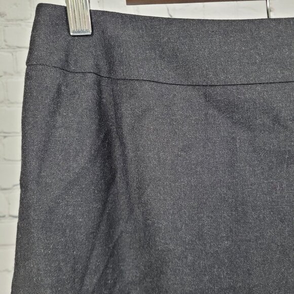 Carlisle Grey 100% Wool Lined Side Zip Buttoned Slit Midi Straight Skirt Size 4 - Picture 9 of 12